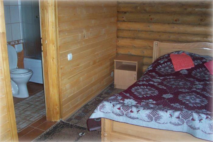 Boykivskiy Dvir Hotel Yasenitsa Zamkova Luaran gambar