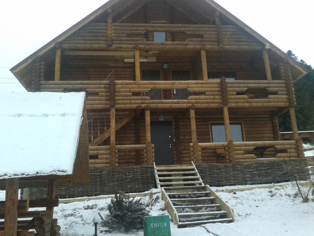 Boykivskiy Dvir Hotel Yasenitsa Zamkova Luaran gambar